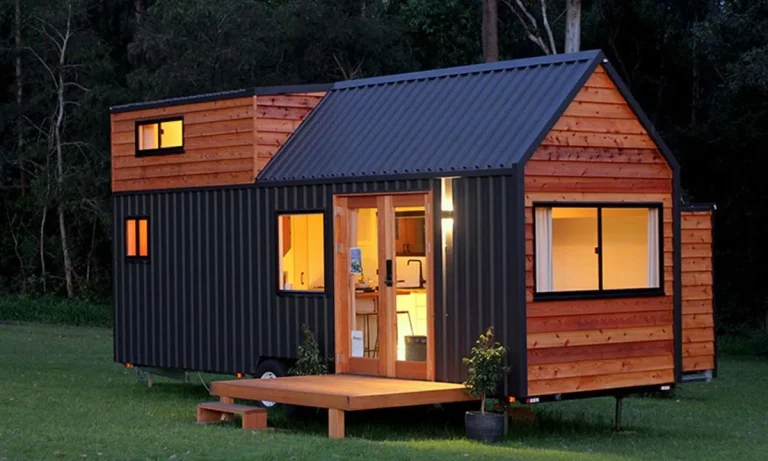 Tiny house builder Picture of a tiny home