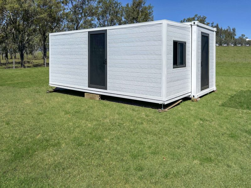 Tiny home To Rent expanded version